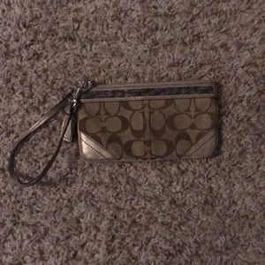 Coach Bags - Coach wristlet Coach Bags - Coach wristlet